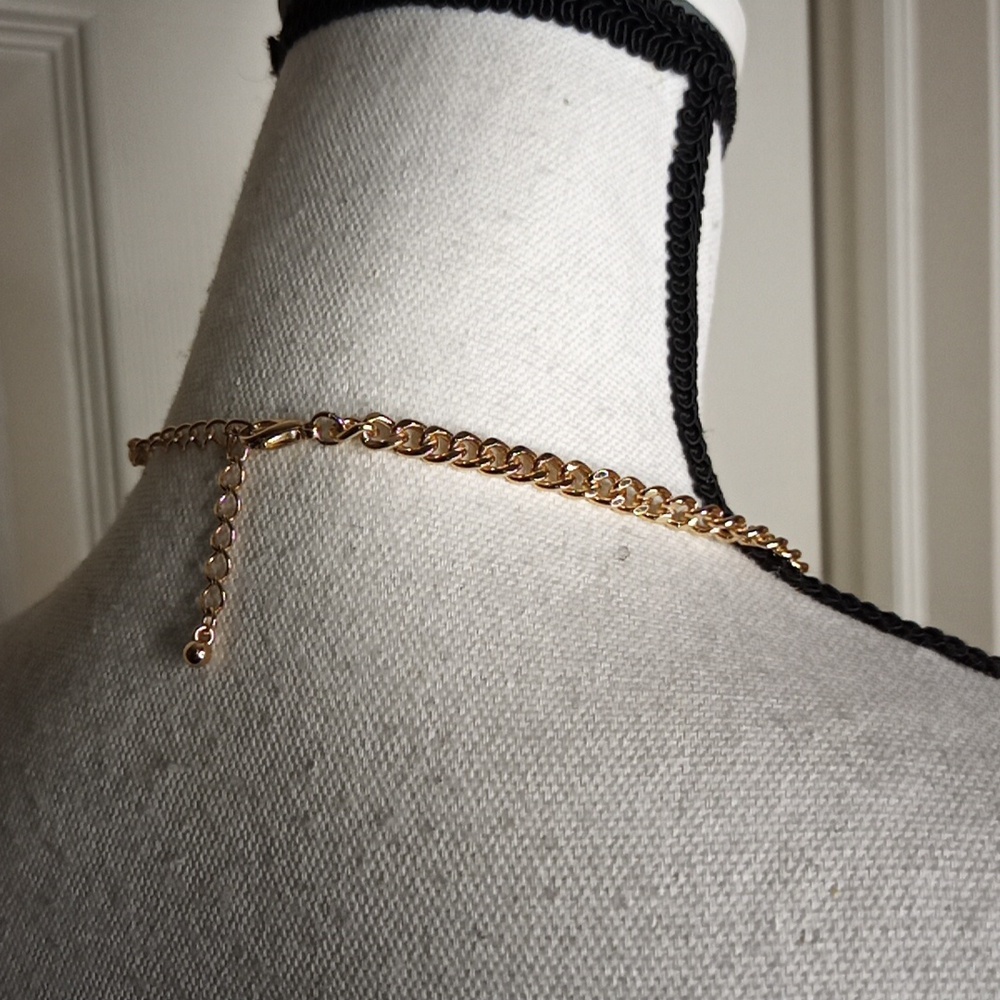 Elegant Cream/Gold Statement Necklace Faceted Faux Diamonds Pearls + Ivory - Picture 3 of 4